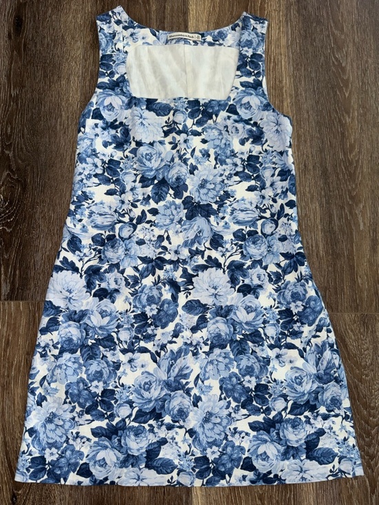 Abercrombie & Fitch Dresses & Skirts - Abercrombie & Fitch Linen Blend Wide Strap Blue Floral Mini Dress Size XS 💙